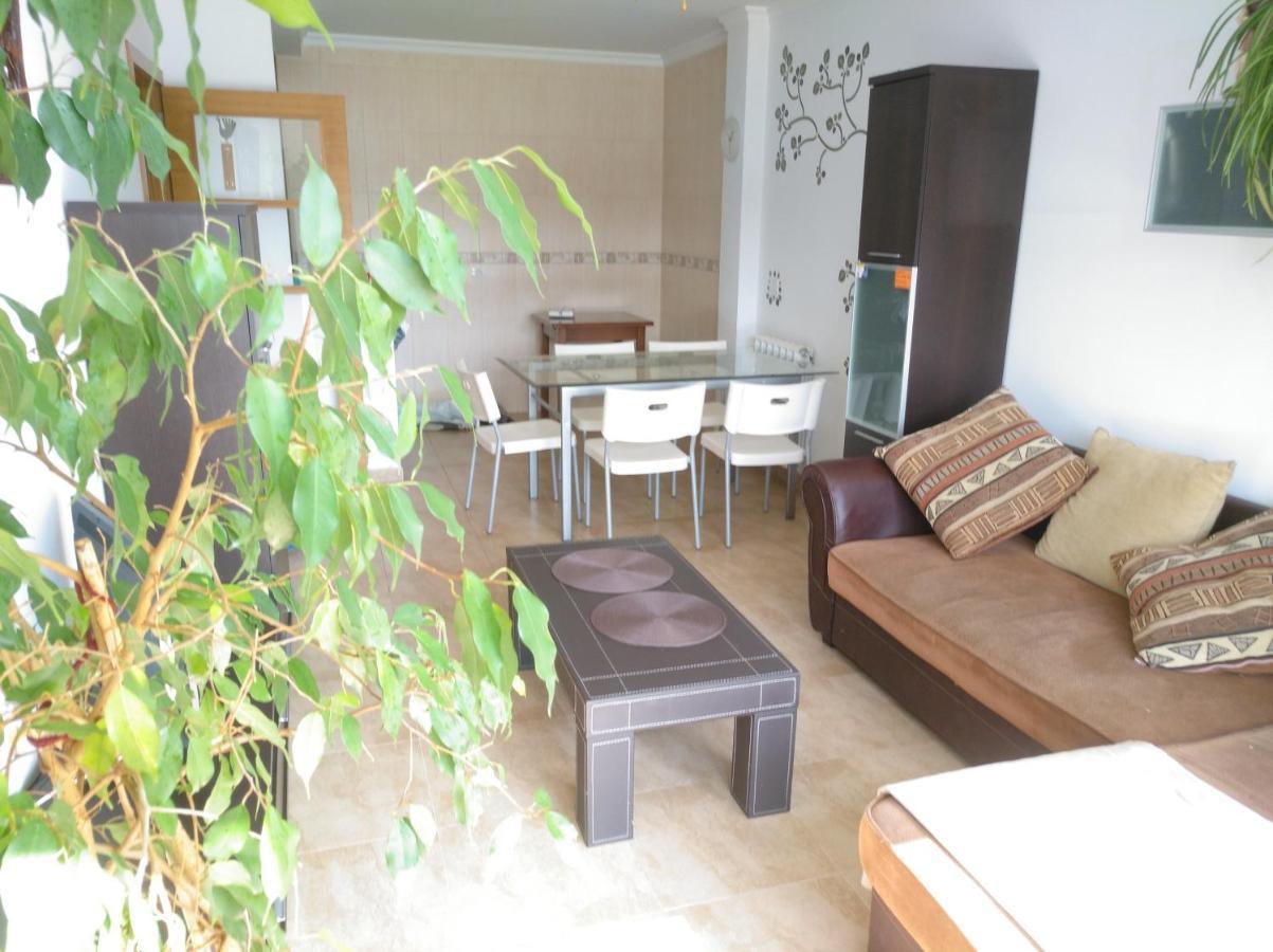 Apartamentos La Pasarela Villanueva De Arosa Exterior photo